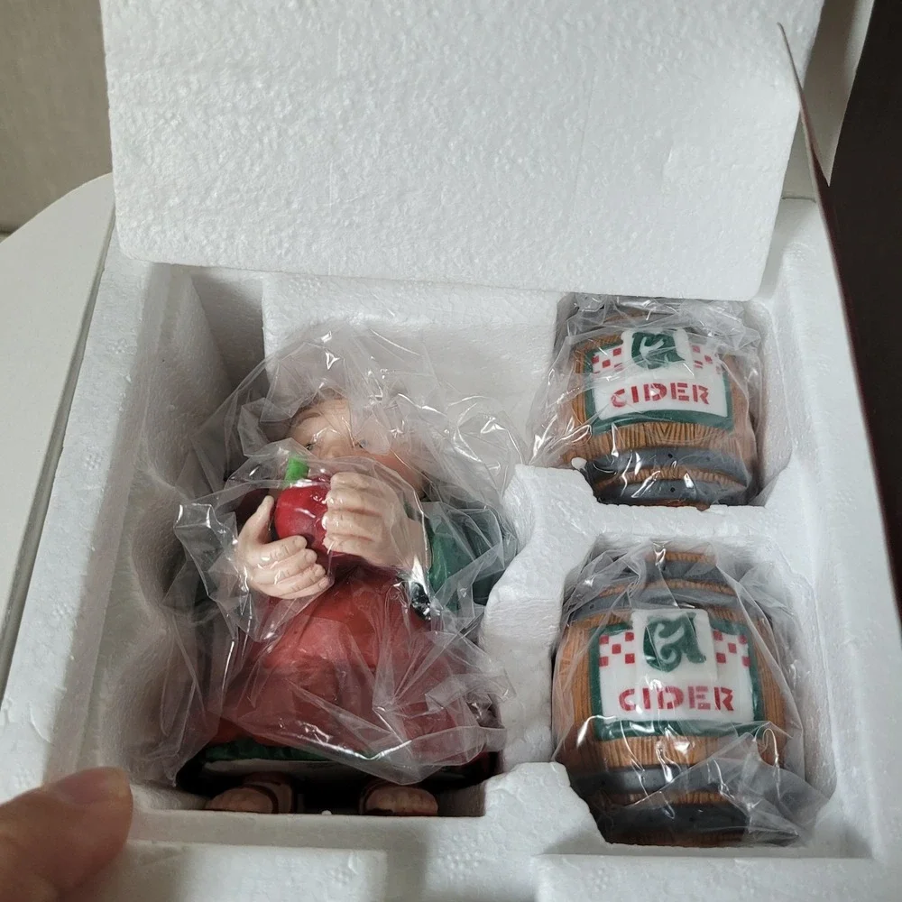 Department 56 MerryMakers 